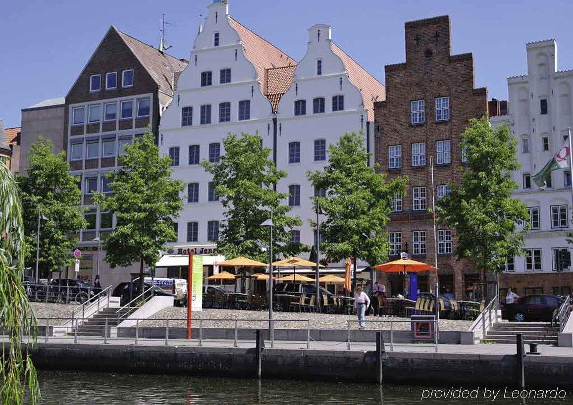 Hotel Jensen Lübeck Exteriör bild