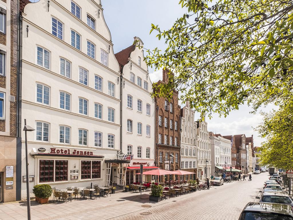 Hotel Jensen Lübeck Exteriör bild