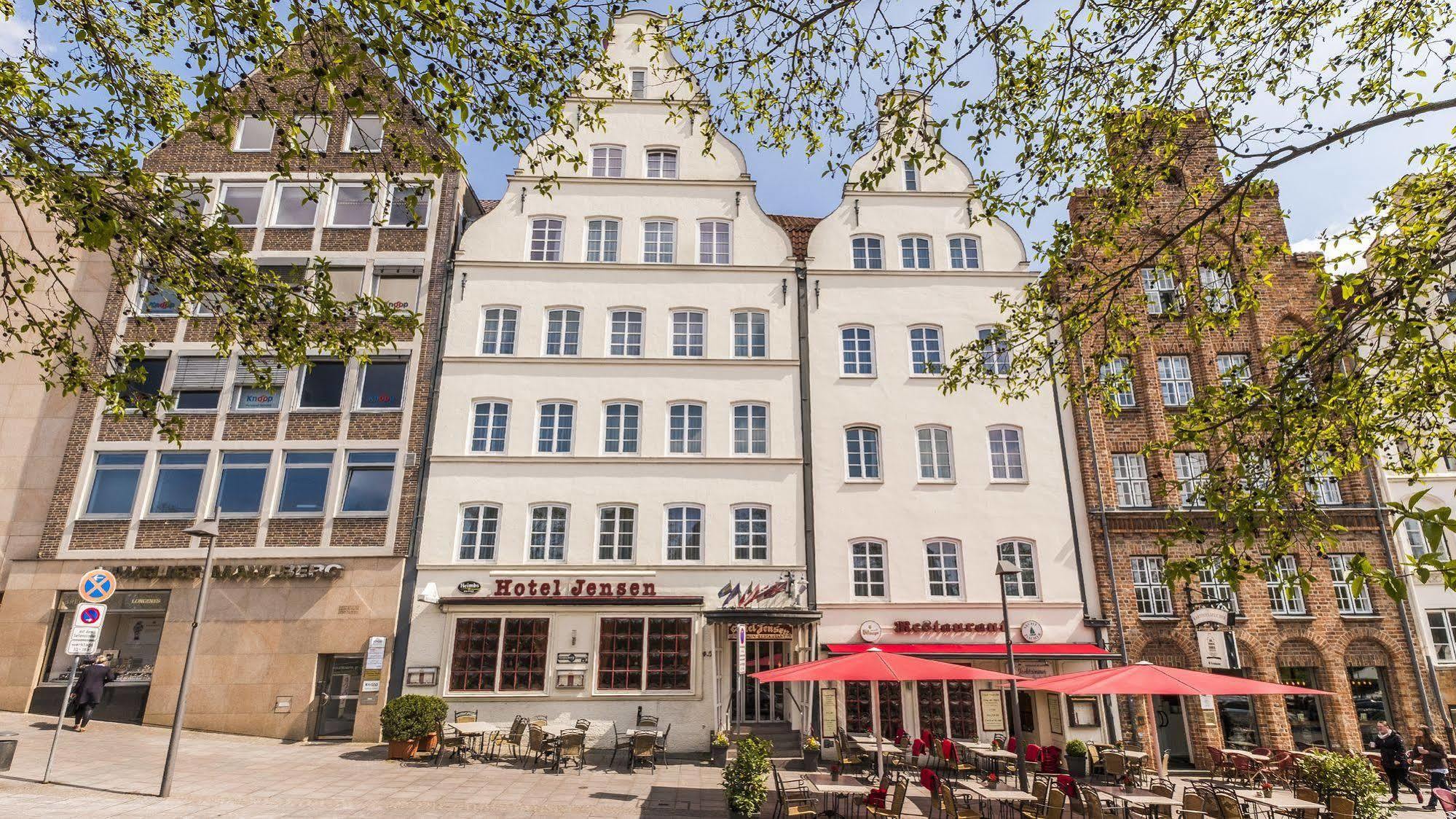 Hotel Jensen Lübeck Exteriör bild